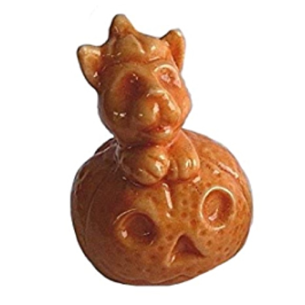 Wade England Collectible - Red Rose Tea Porcelain - Pumpkin and cat October